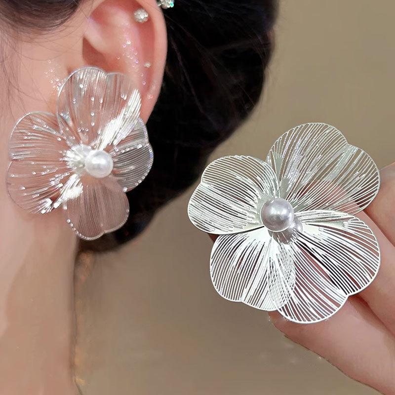 New Fashion Translucent Flower Stud Earrings for Women Acrylic Imitation Pearl Big Floral Korean Fairy Girls Lovely Ear Jewelry