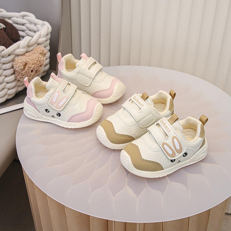 Детская обувь на плоской подошве, милые кролики, нескользящая, для мальчиков и девочек, обувь для ходьбы, на липучке, новая модная детская повседневная обувь 2025, размеры 16-26