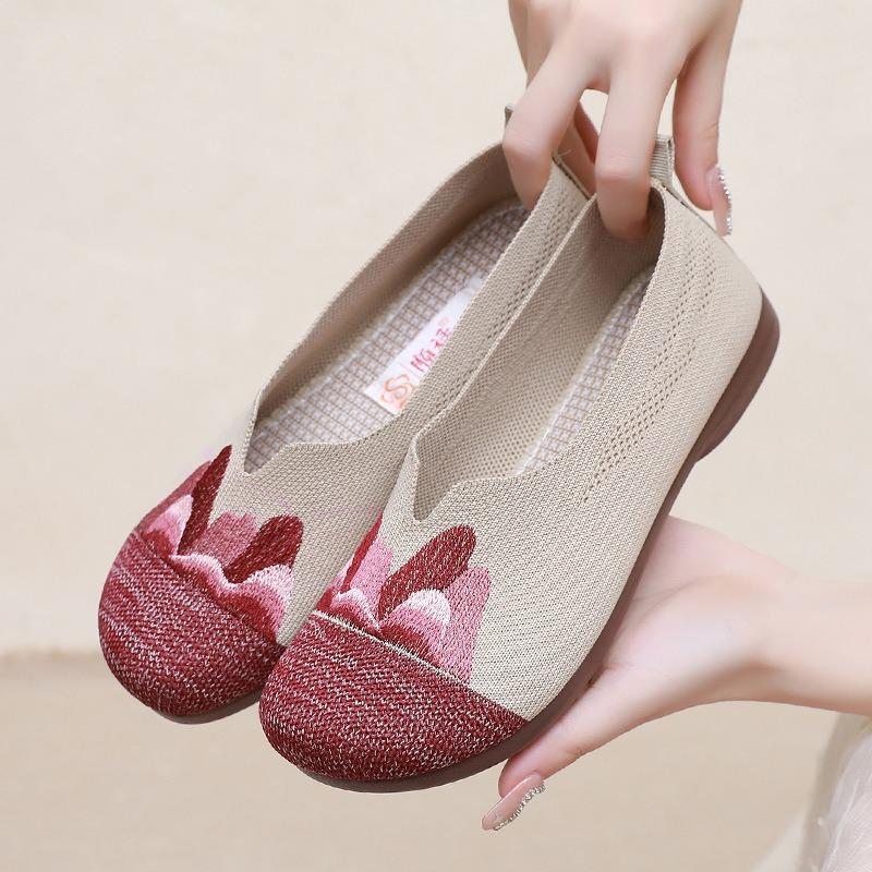 Cloth Shoes Women's Summer Flat-soled Embroidered Shoes Casual Elderly Single Shoes Breathable Soft-soled Comfortable Mother Shoes
