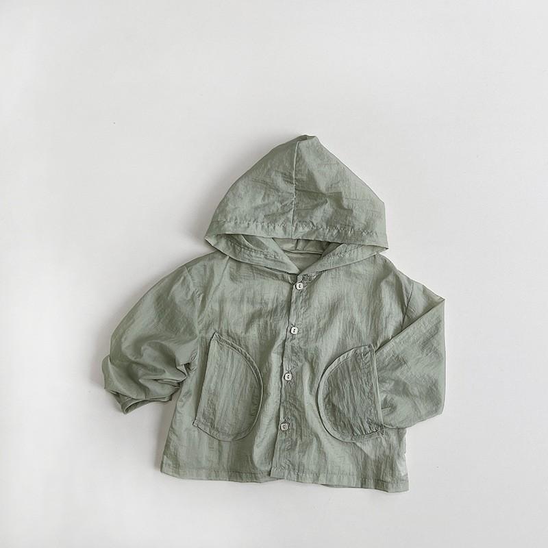 Детская летняя однотонная легкая дышащая рубашка с капюшоном и кондиционером для маленьких детей, дышащая и удобная куртка с солнцезащитным экраном