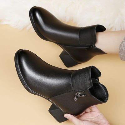 Женские зимние бархатные ботильоны, обувь для мамы, для среднего и пожилого возраста, новые, в иностранном стиле, из высококачественной кожи, нескользящие, на среднем каблуке, на толстом каблуке, ко