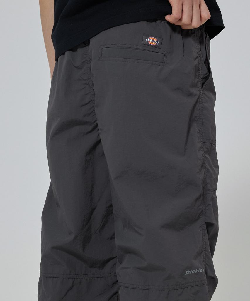 Dickies Устало-легкие нейлоновые брюки, угольный цвет