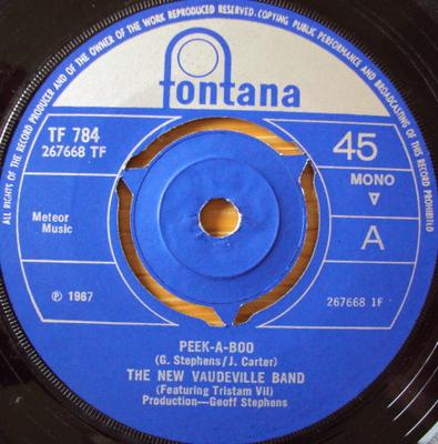 7-дюймовая пластинка НОВАЯ VAUDEVILLE BAND - Peek-A-Boo TF784 Fontana 1967 Великобритания Поп Б/у