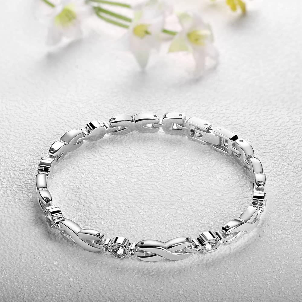 JEWELRYWE Women's Watch Bangle Set Simple Cute Analog Display Waterproof Popular Stylish Ladies Watch Silver Birthday Anniversary Christmas