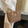 Leopard Print Bag Women's 2025 New Model, Popular This Year, Large-capacity Tote Bag, Foreign Style Splicing, Single Shoulder Class Commuter Bag