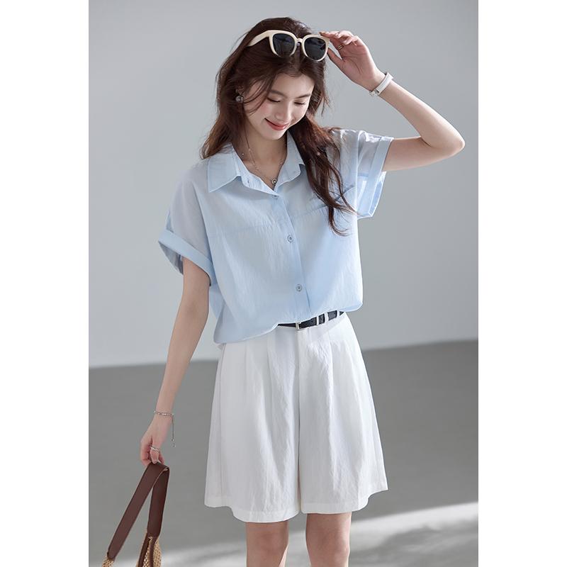 Basic Short-Sleeved Shirt for Women
