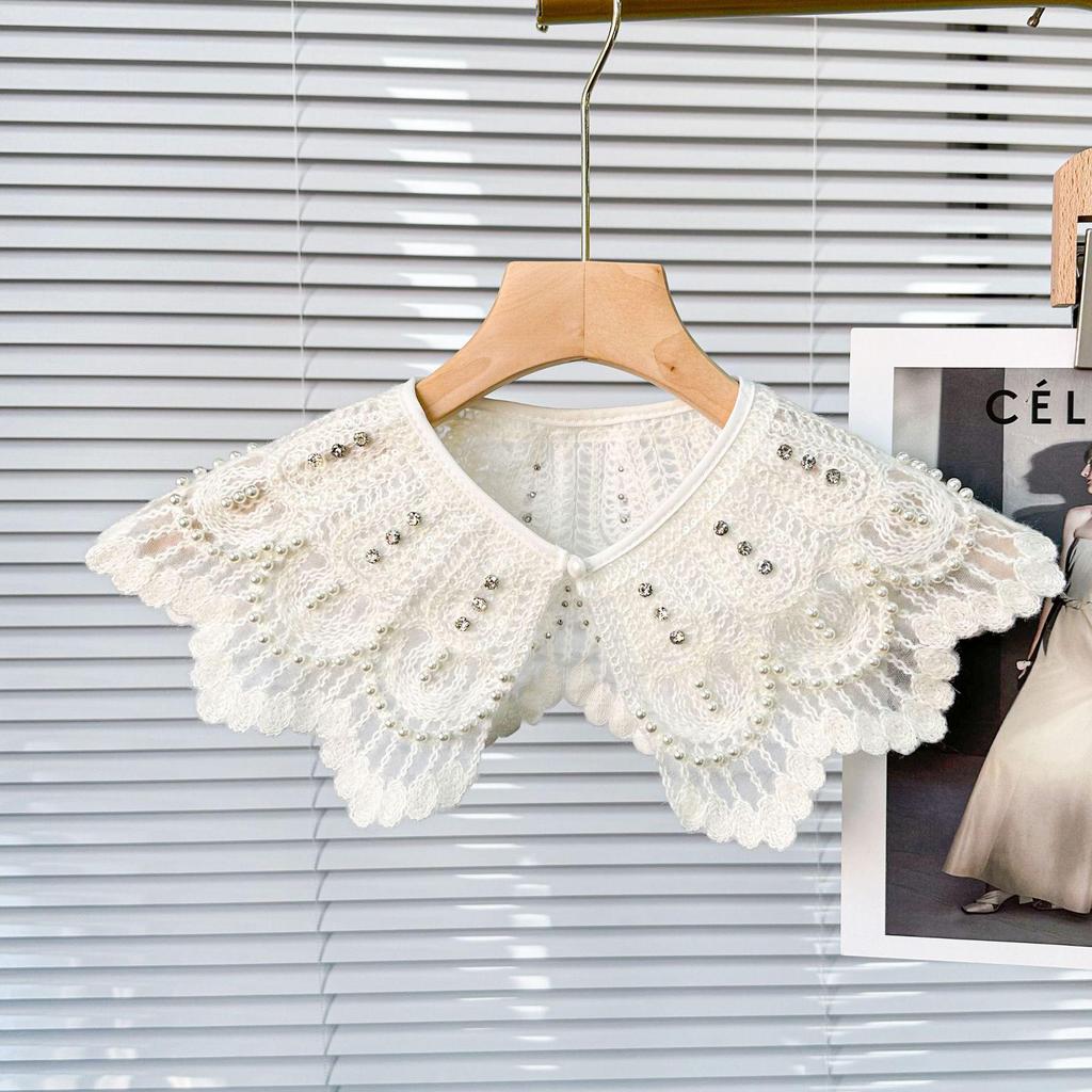 "Women's Beaded Bow Collar Shawl - Autumn/Winter Imitation Woolen Design"