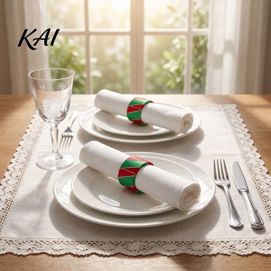 Table Setting Ornaments 6Pcs Christmas Napkin Rings, Red And Green Decorative Holders, Holiday Decor Reusable Festive Bands for Dinner Decoration