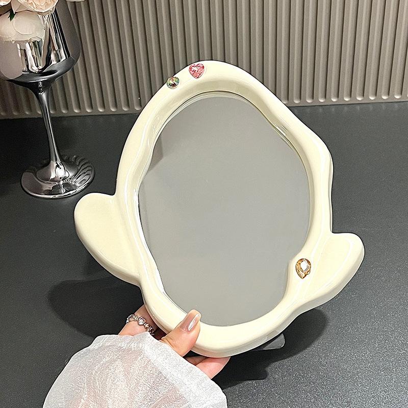 Простое зеркало неправильной формы в стиле Ins, настольное зеркало с высоким внешним видом, дизайнерское зеркало для макияжа, домашнее зеркало для туалетного столика