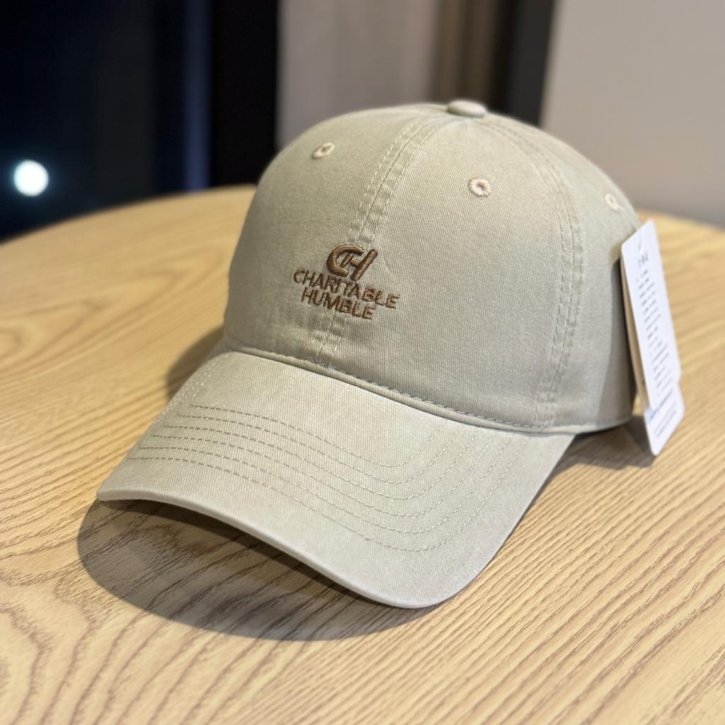 2026New women's baseball cap with a duckbill design, sun protection, soft top, makes the face appear smaller, wide brim, deep crown