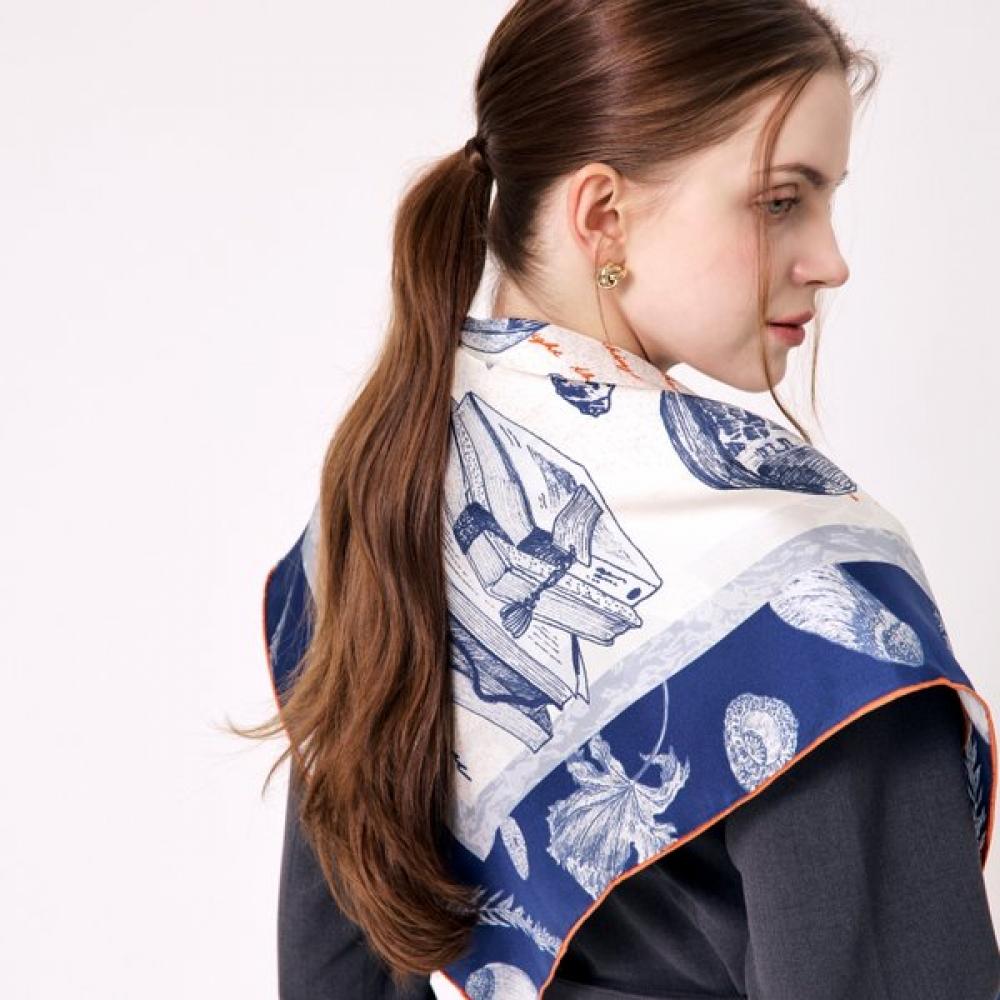 Mercion The Trace Of Season Scarf Navy
