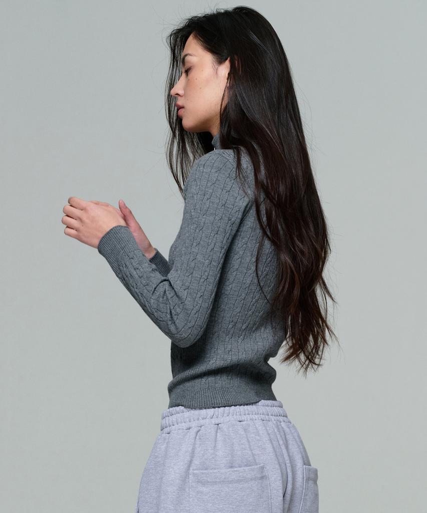 ERA Women Fitted Cable Zip Knit - Gray