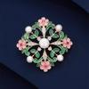 Temperament Brocade Brooch High-End Female Delicate Pearl Flower Brooch Anti-Light Buckle Pin Clothing Accessories