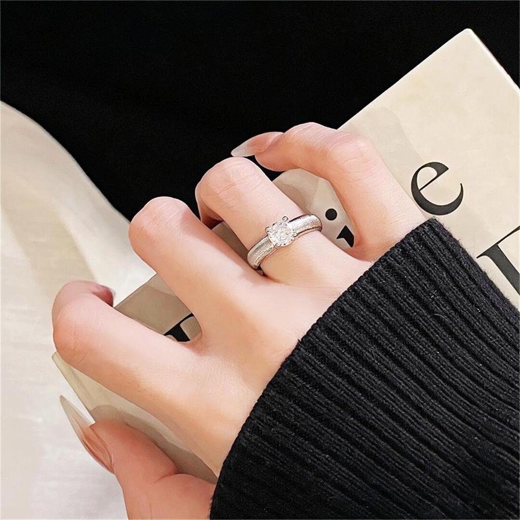 Изысканное Супер Вспышка Ряд Бриллиантов Zir*****Pen Кольцо-Подсветка Роскошная Нишевая Высокий Уровень Моды Кольцо на Указательный Палец для Поездок Персонализированное Кольцо