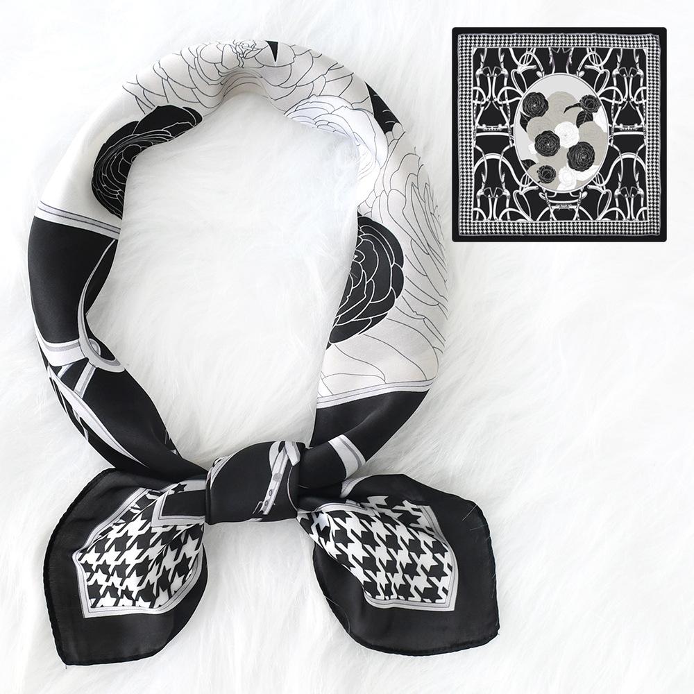 Women'S New Fashionable Atmosphere Simulation Silk Scarf Neck Protection Scarf Spring Summer Autumn Square Scarf