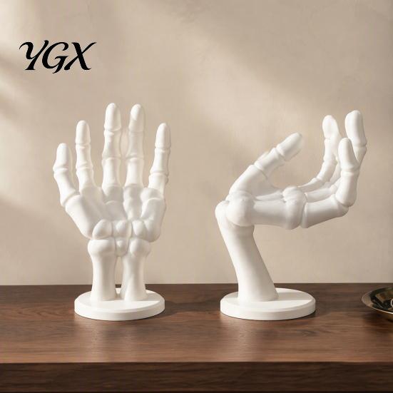 Resin Skeleton Hand Decor Jewelry Stand, Gothic Style Ring And Necklace Creepy Room Holder, 3D Printed Plastic Display Organizer for Living