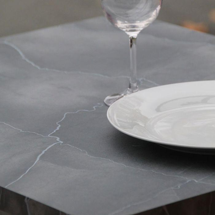 Table 70 x 70 cm - modèle Milan lune bleue