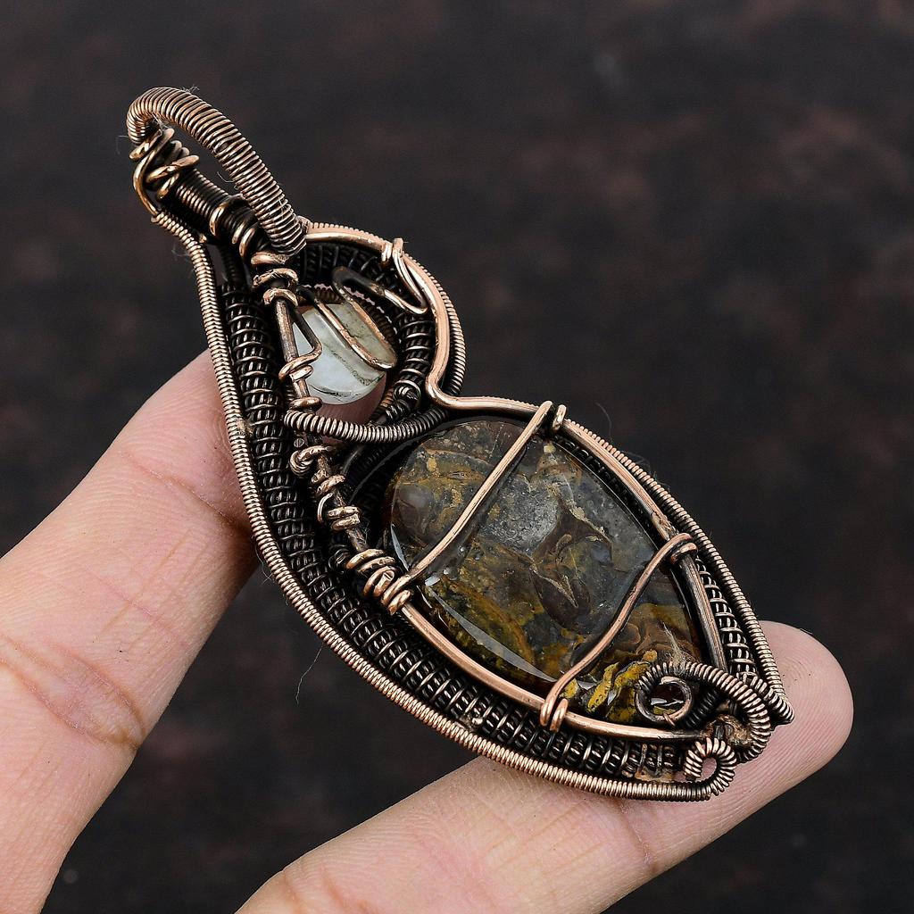 Rock Calci Подвеска Медная проволока Обернутая подвеска Радужный лунный камень Ювелирные изделия из драгоценных камней Элегантный кулон Ручная работа из медной проволоки Ювелирные изделия Подарок для него