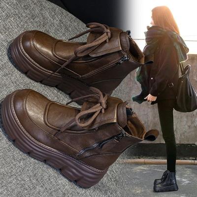 Ботинки Martin в британском стиле на платформе в стиле ретро, короткие женские сапоги 2025 года, новые осенне-зимние бархатные женские сапоги, увеличивающие рост