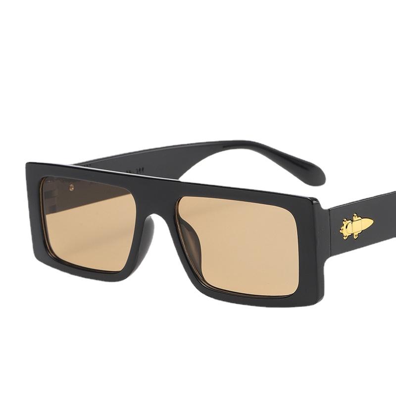 Women's Retro Rectangular Sunglasses Luxury Fashion Black Eyewear Metal Hinge UV400 Protection