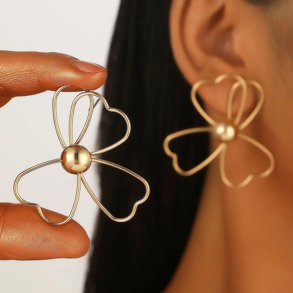 Серьги-гвоздики из полого металла с крупным цветочным узором для женщин, модные, с винтажным лепестком, аксессуары