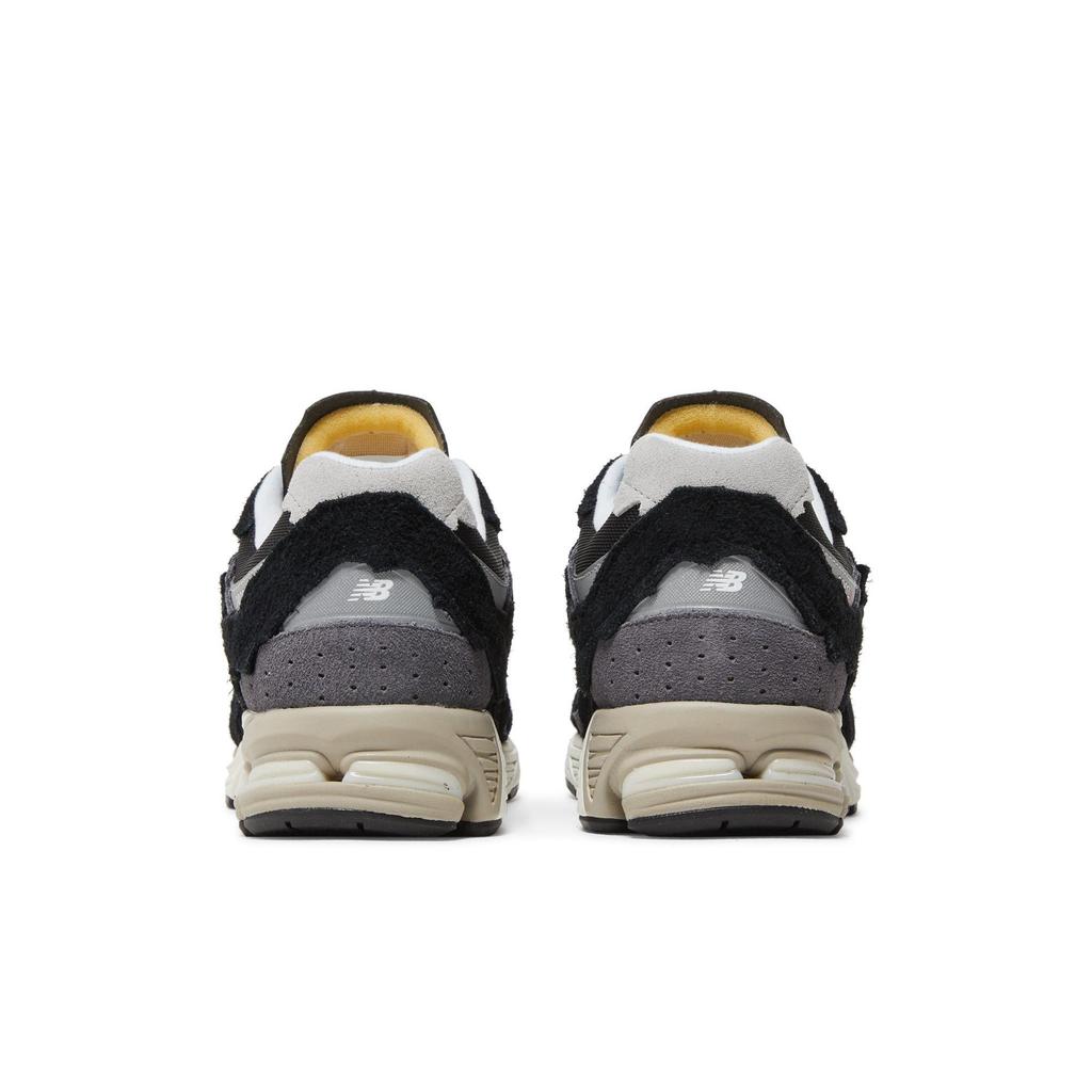 New Balance 2002R 'Protection Pack - Black Grey' (Unisex) Black / Grey Running Shoes M2002RDJ