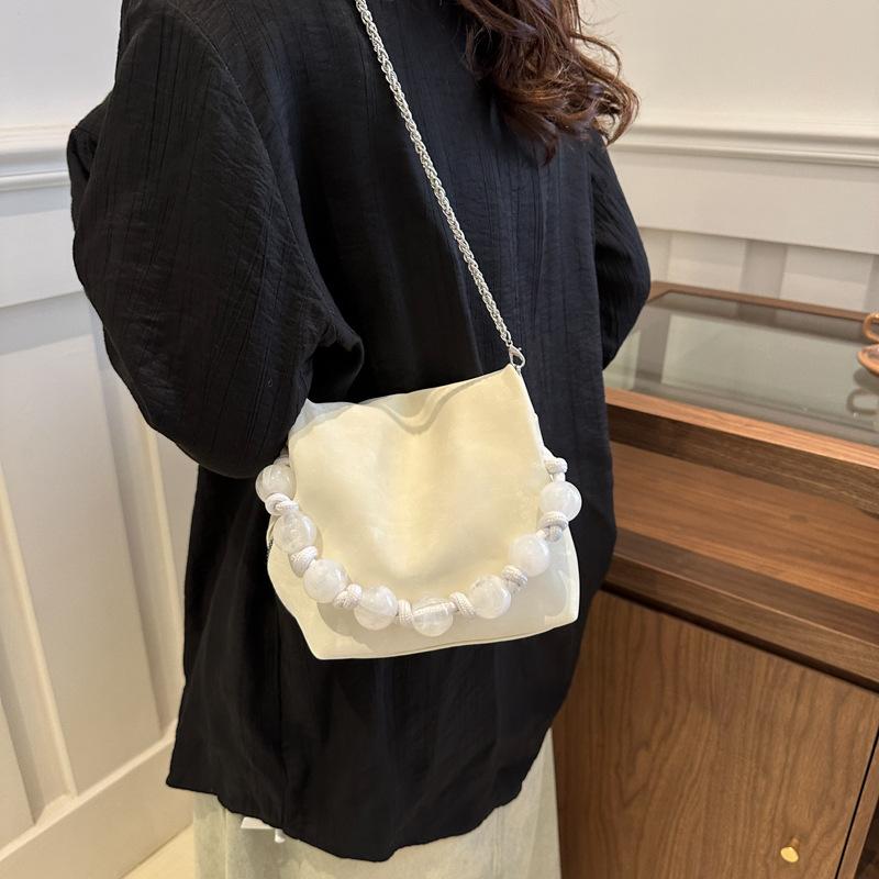 Новая плиссированная сумка-облако в китайском стиле для женщин, новая модная однотонная сумка через плечо на одно плечо, сумка-ведро с бисером в китайском стиле