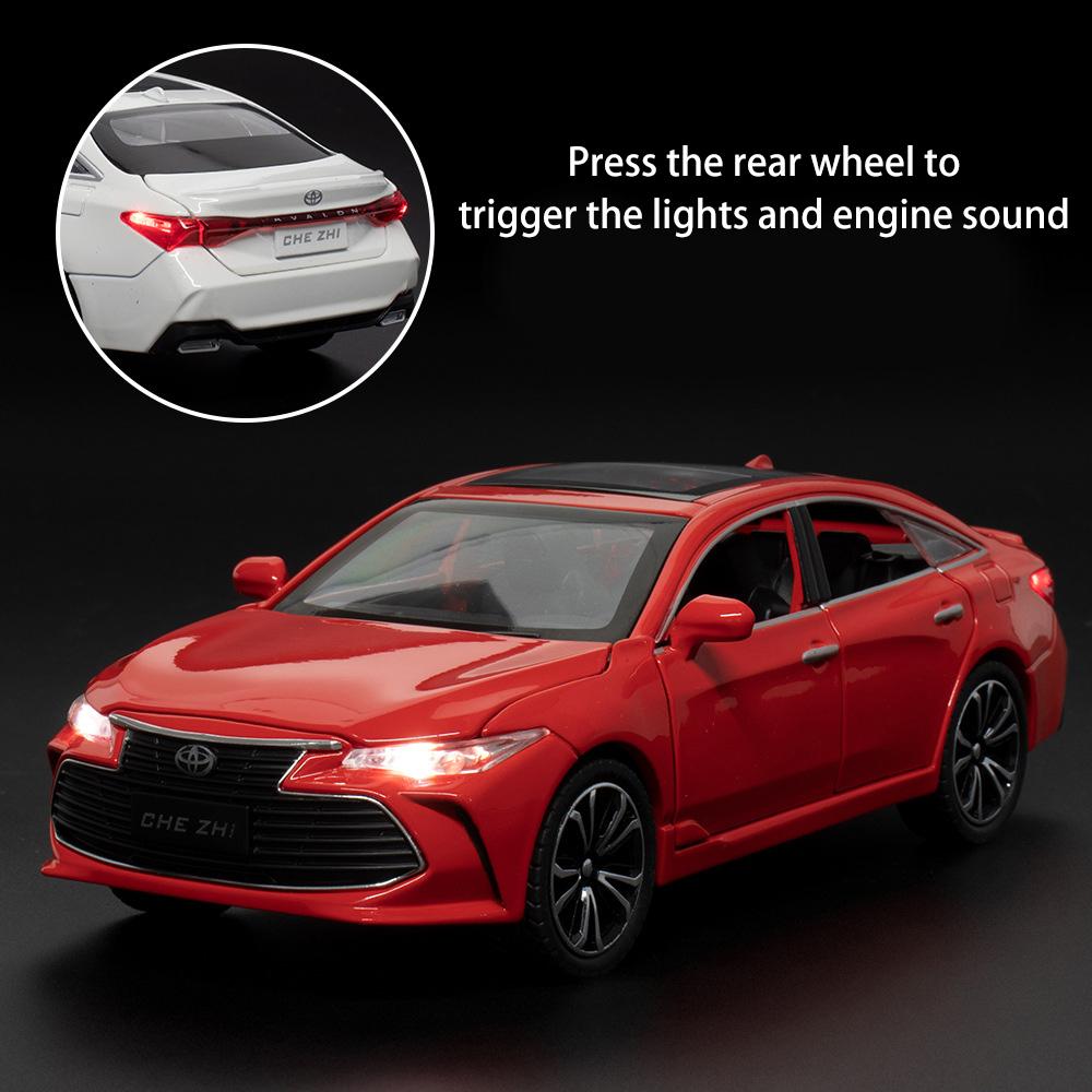 Литая под давлением модель автомобиля Toyota Avalon в масштабе 1/24, игрушечный автомобиль с откатным механизмом со звуком и светом для детей, коллекция подарков для мальчиков и девочек