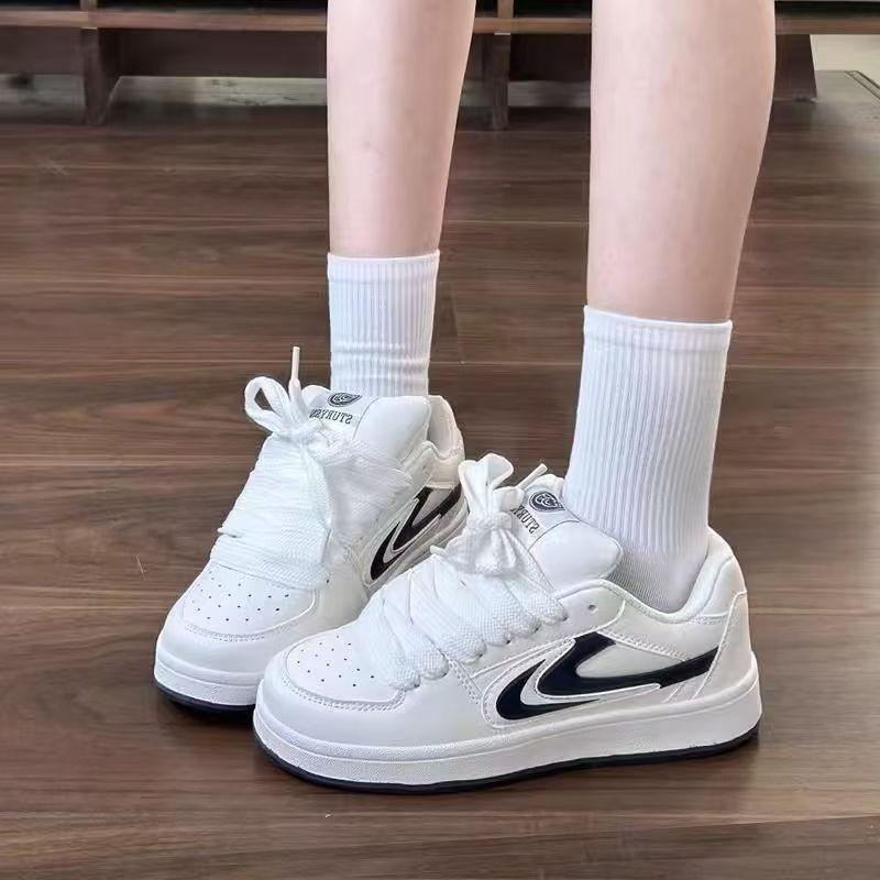 Студенческая обувь дофамин ретро стиль хлебные туфли осень новая обувь на платформе универсальная повседневная спортивная обувь женская