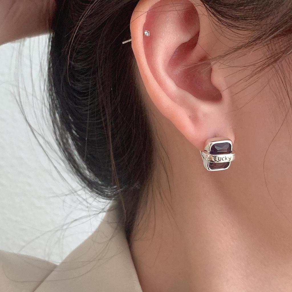 Высококачественные серьги Dongdaemun Luxe Diamond: Нишевый дизайн с иглой из серебра 925 пробы