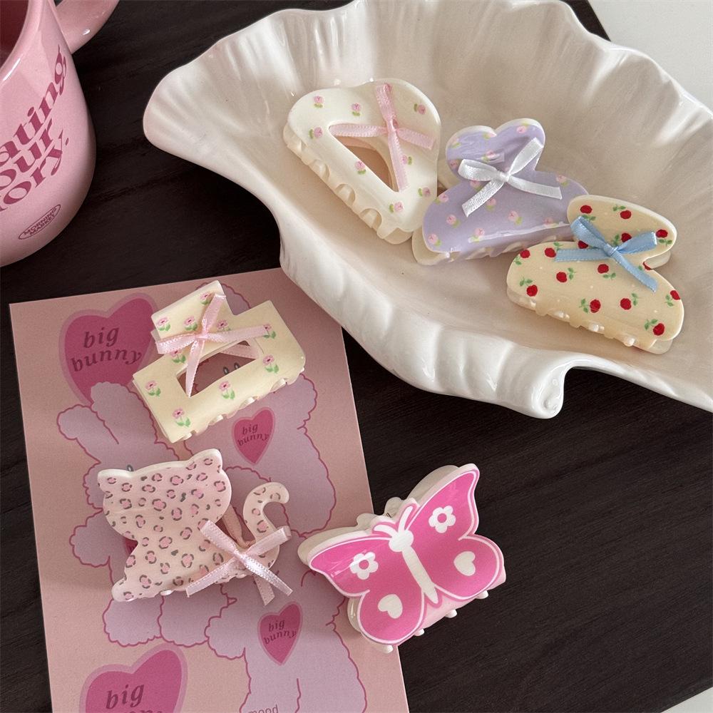 Small Floral Bow Hair Clip for Fine Hair - Perfect for Half-Up Hairstyles with a Shark Clip Design.