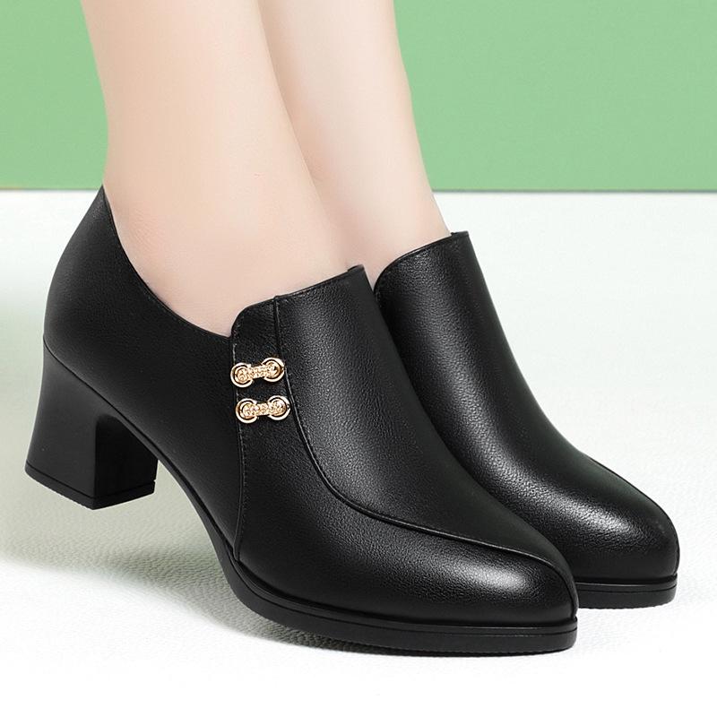 Burgundy Chunky Heel Soft Leather Shoes for Women - Spring & Autumn 2022, Comfortable for Middle-Aged & Elderly