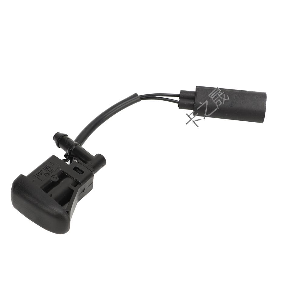 BMW 1 серии, X3, Z4 Форсунка омывателя стекла капота 61667110851, 61667135411