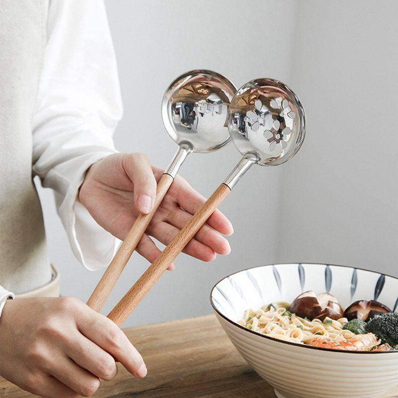 27cm Stainless Steel Cooking Spoon With Wood Long Handle Wooden Ladle Slotted Spoon with Holes for Cooking Soup Serving Spoons