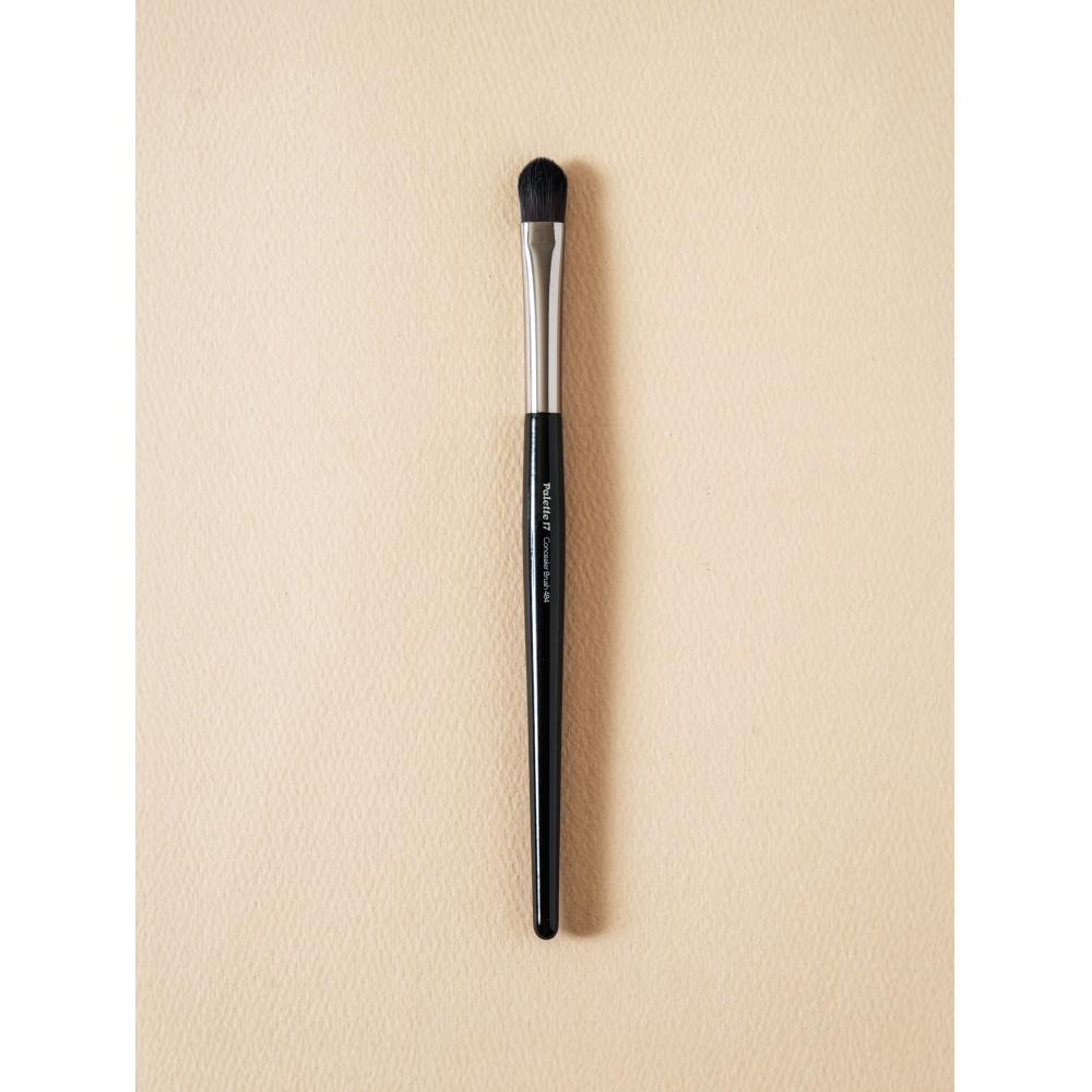 Daiso Palette 17 Concealer Brush