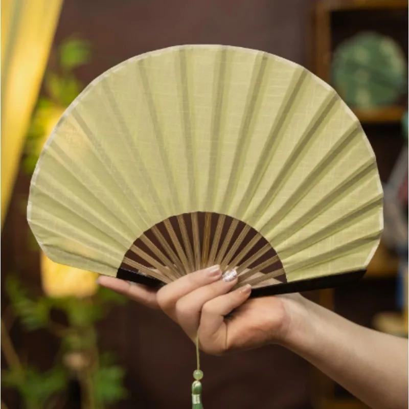 Веер в форме ракушки в японском стиле, складной веер из шелковой ткани и бамбука с подвеской, свадебные ручные веера, однотонные изогнутые веера