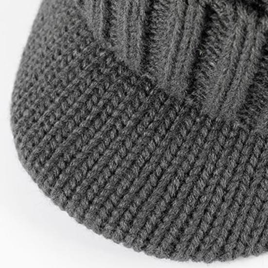 Short Brim Knitted Hat for Men Winter Warm Fleece Lined Thick Cable Knit Cuff Hat Soft Slouchy Skull Cap for Outdoors