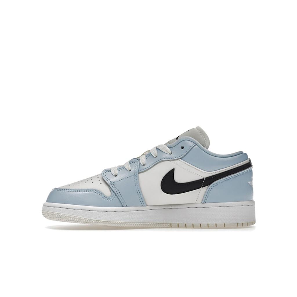 Детские кроссовки Air Jordan 1 Low GS Ice Blue Black Sail White 554723-401