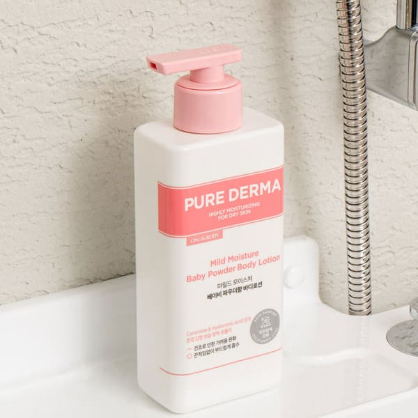 Лосьон для тела On The Body Pure Derma Mild Moisture 400 мл с ароматом детской присыпки