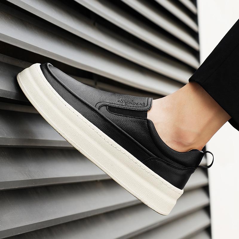 Модные молодежные последние тенденции мужские кожаные повседневные уличные туфли на платформе мокасины слипоны высокого качества белые минималистичные толстые кроссовки