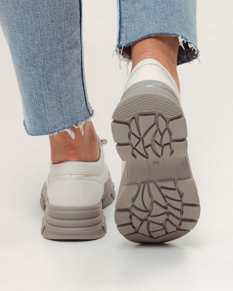 Кроссовки женские Lifexpert 80150 36 молочные кожа