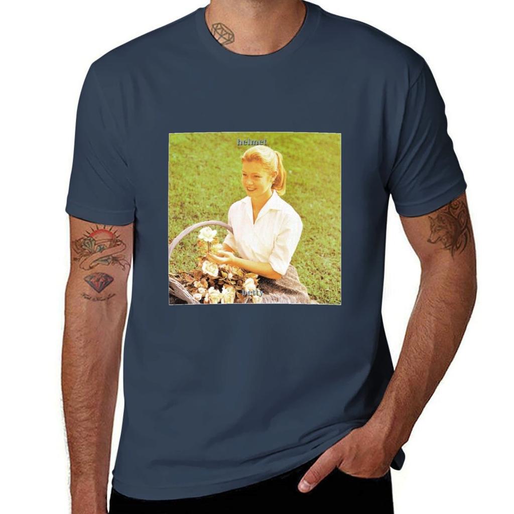 Betty Helmet 1 Tshirt High Elasticity Sports Tshirt