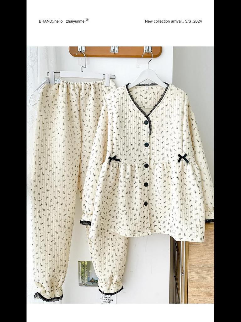 Теплая пижама для беременных из воздухопроницаемого хлопка с прослойкой 2024 года — осенне-зимний кардиган с круглым вырезом и возможностью кормления грудью.