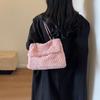 Fashion Women Shoulder Bag Furry Handbag Chain Underarm Bag Large Capacity Square Flap Messenger Bag Plush Totes ARI