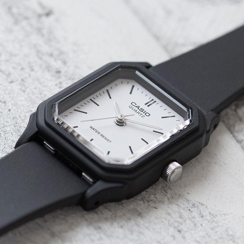 Casio Серия YOUTH - квадратный трехстрелочный ins-стиль простая мода деловой классический стрелки квадратный циферблат студент водонепроницаемый кварцевый механизм смола LQ-142-7E