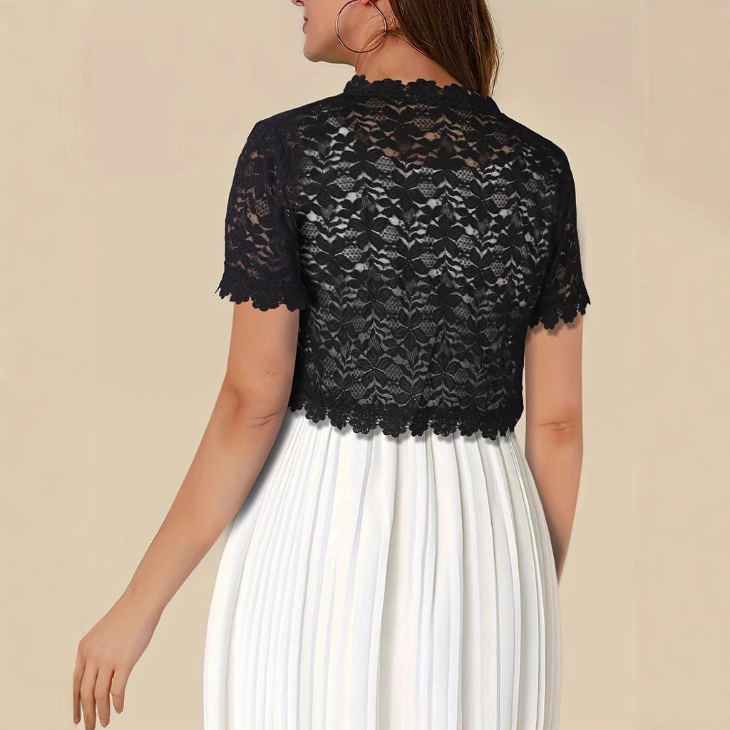 Ladies' Short-sleeved Fashionable Top, Elegant Lace with Cutouts, Banquet Knitted Cardigan