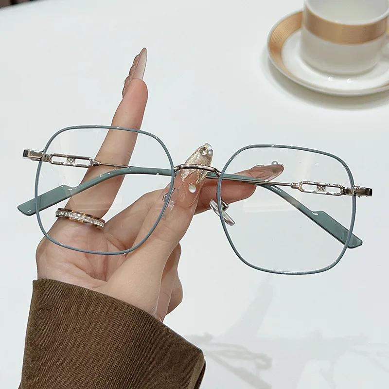 Photochromic Retro Gold-Rimmed Myopia Glasses Large Square Frame Anti-Blue Light Luxury Brand Designer Popular Metal Eyeglasses