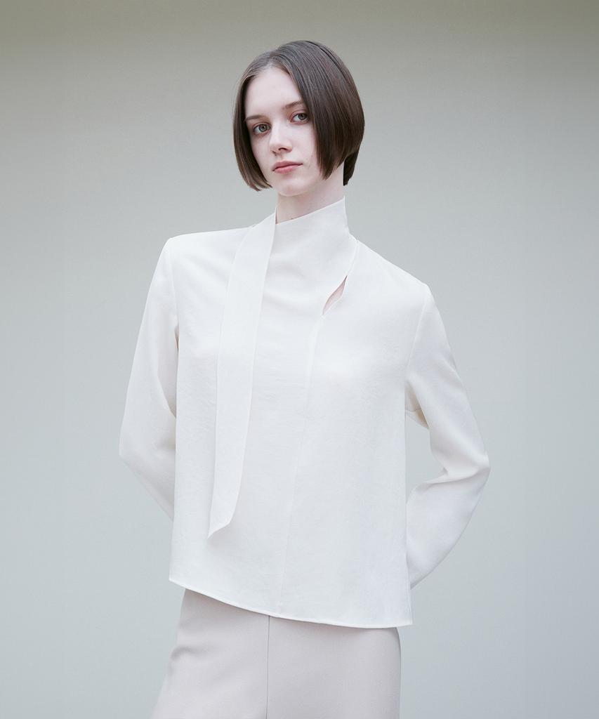 RE RHEE Scarf Detail Bell-Sleeve Blouse Pearl