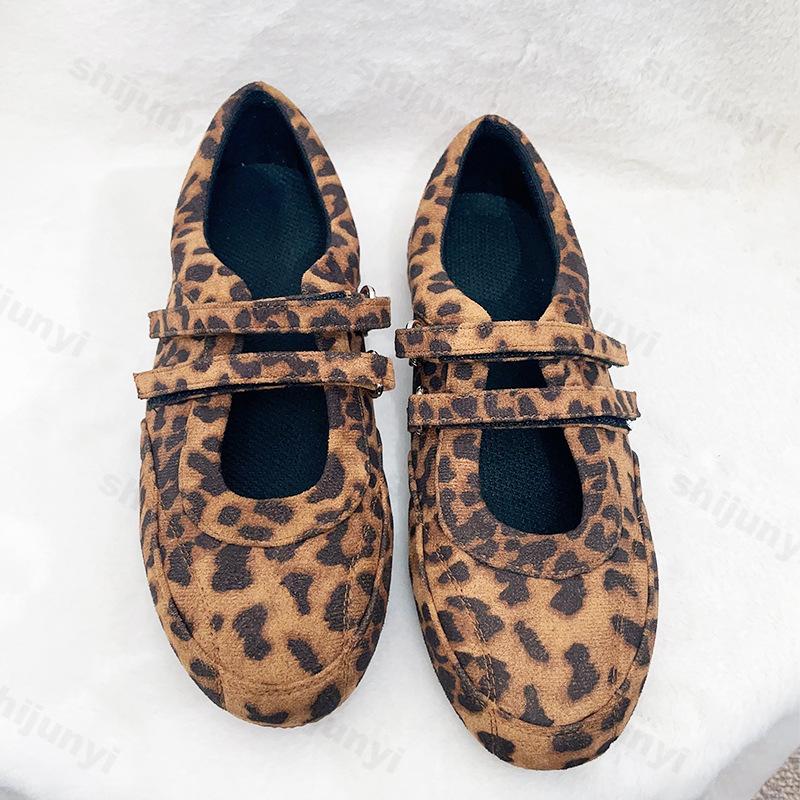 Модные женские балетки 2025 Осень Новая мода Винтажные туфли Мэри Джейн на плоской подошве Легкие Удобные Уличные Нескользящие Повседневные туфли