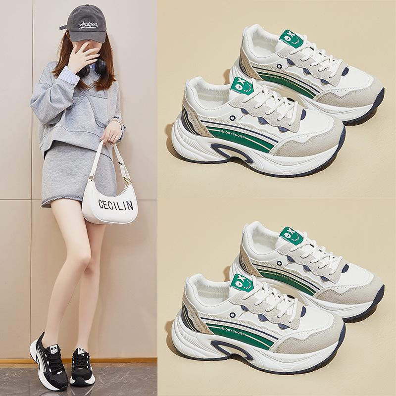 Повседневные удобные кроссовки для женщин, прогулочные туфли на толстой платформе, женские спортивные теннисные туфли со шнуровкой, противоскользящие, из искусственной кожи, для тренировок и бега